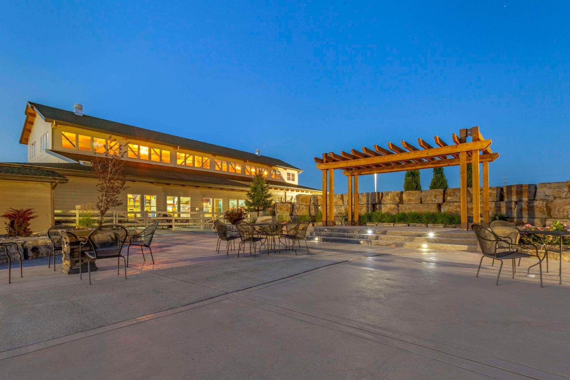 Big Horn Resort, Ascend Hotel Collection Билингс Екстериор снимка